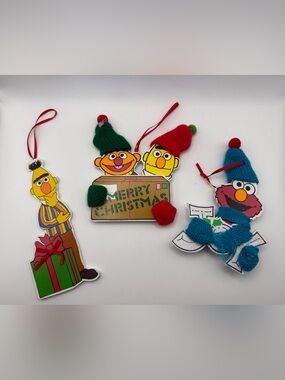 Sesame Street Elmo, Ernie & Bert Merry Christmas Hanging Ornament lot